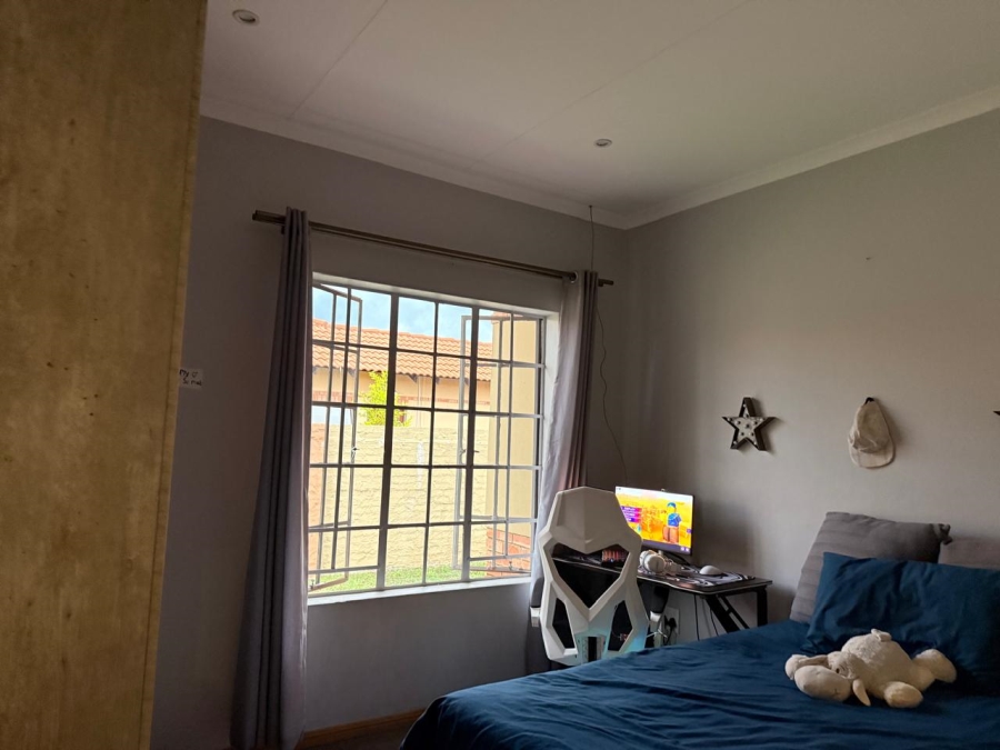 3 Bedroom Property for Sale in Waterkloof East North West